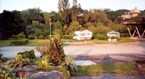 Wohnwagen-Stellplatz am Saalebogen